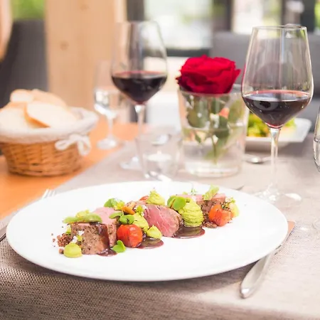 Landgasthaus Kurz & Restaurant Am Feldberg - Schwarzwald 3* Todtnau