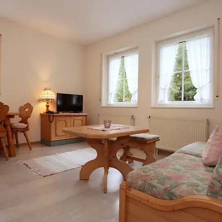 Landgasthaus Kurz & Restaurant Am Feldberg - Schwarzwald Hotel Todtnau