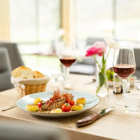 فندق Landgasthaus Kurz & Restaurant Am Feldberg - Schwarzwald تودتناو
