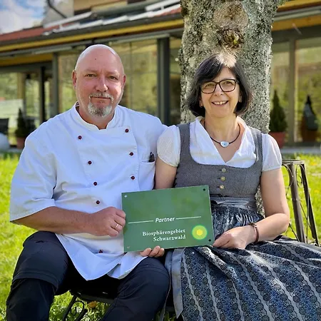 Landgasthaus Kurz & Restaurant Am Feldberg - Schwarzwald 3* טודנאו